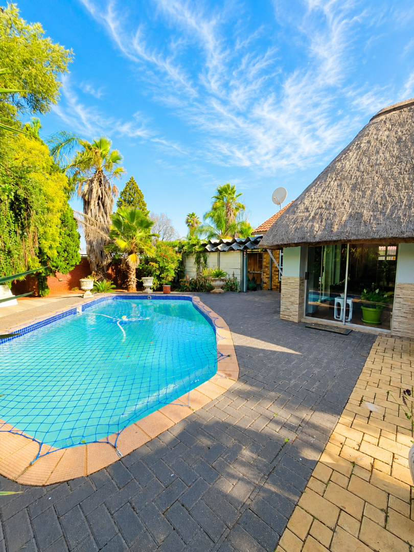 3 Bedroom Property for Sale in Wilkoppies North West
